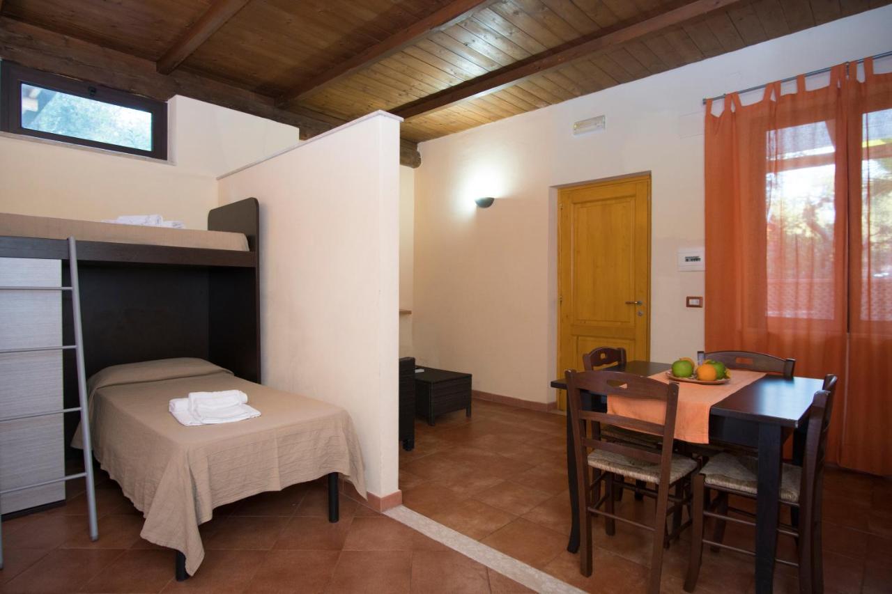 Cala Blanca Villaggio Alberghiero Marina di Camerota Exteriör bild
