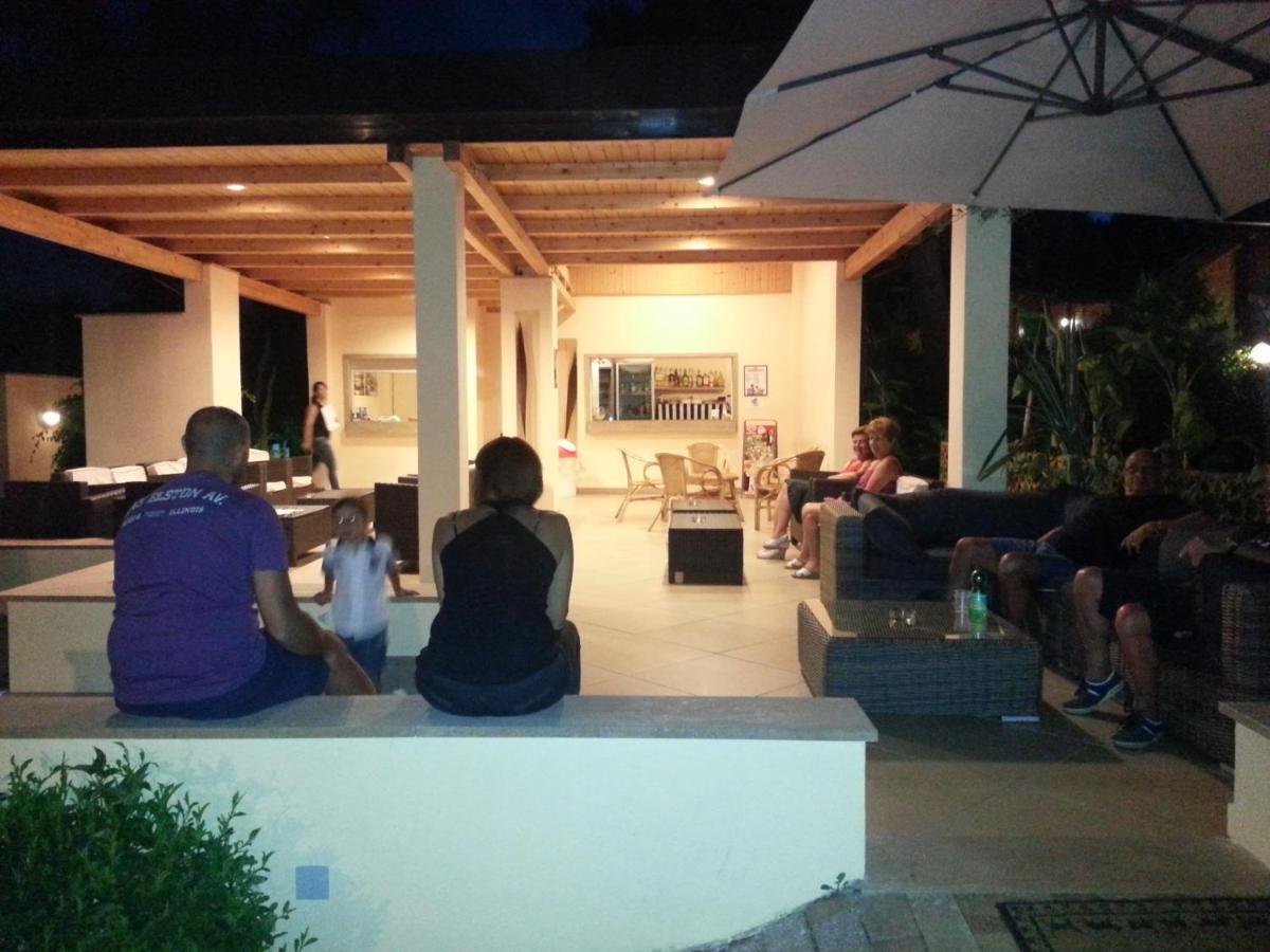 Cala Blanca Villaggio Alberghiero Marina di Camerota Exteriör bild